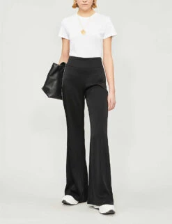 Vince Essential Round-neck Pima Cotton T-shirt -Closet By She 197 3004397 VR59183107 OPTICWHITE ALT01