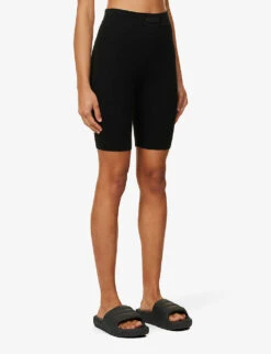 ESSENTIALS Sport High-rise Knitted Shorts -Closet By She R04142431 JETBLACK ALT02