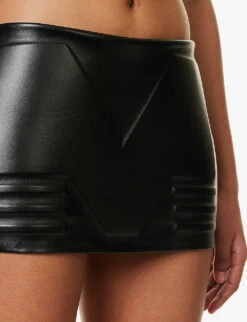 Embossed-pattern Grained Faux-leather Mini Skirt -Closet By She R04158080 BLACK ALT04